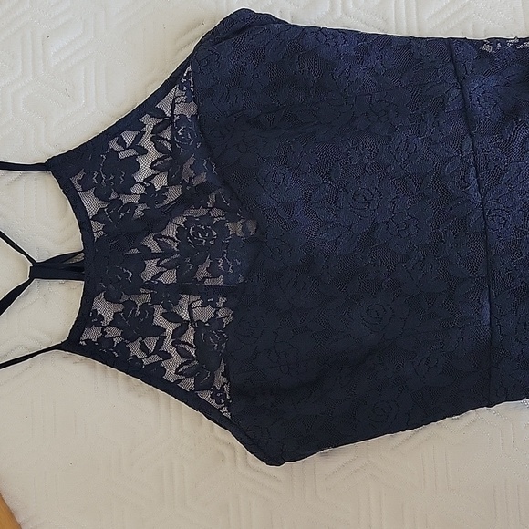 EUC Lulu's Navy Lace Dress - Picture 6 of 12
